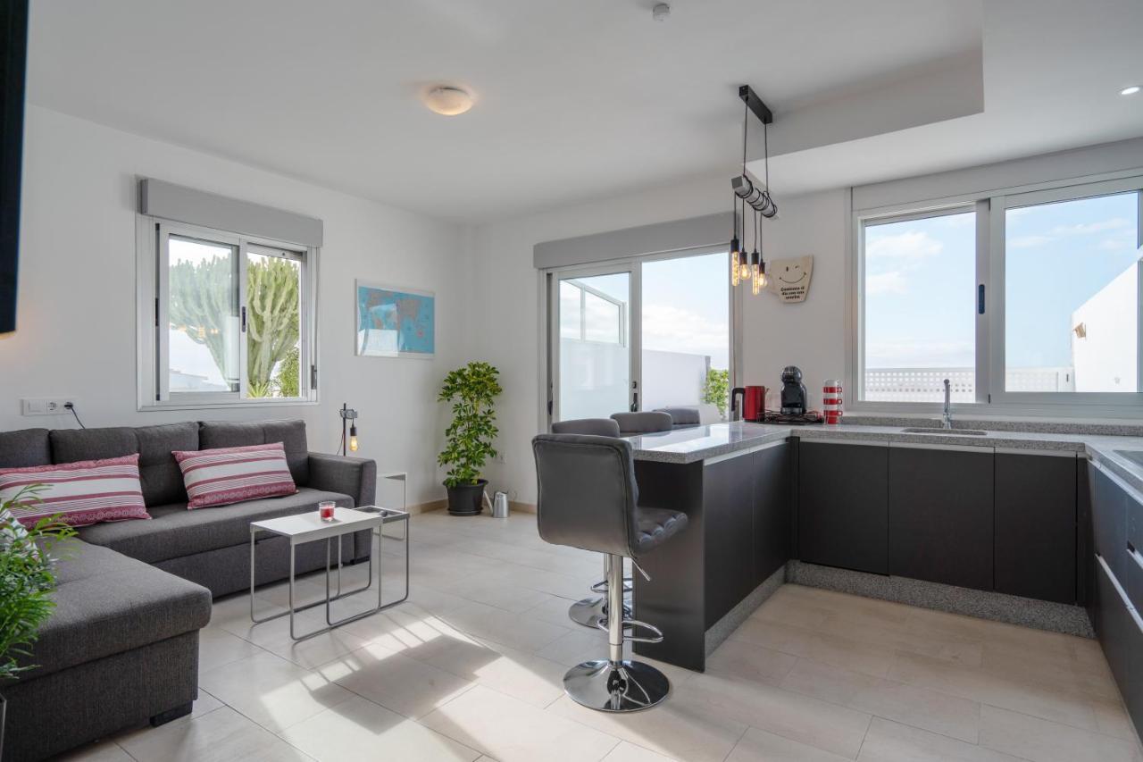 Luxurious Apartment With Large Terrace And Sea Views Tabaiba Kültér fotó